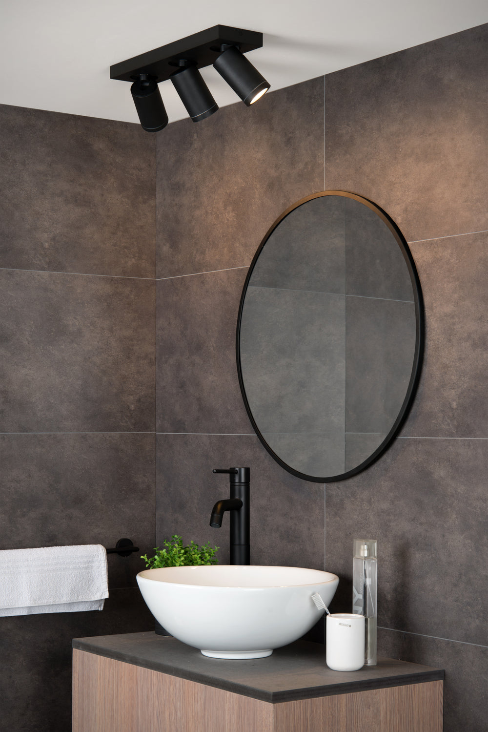 Spot plafonnier LED Lucide Taylor pour salle de bain, 3x5W GU10 dim to warm 2200K-3000K, IP44, Noir Sable