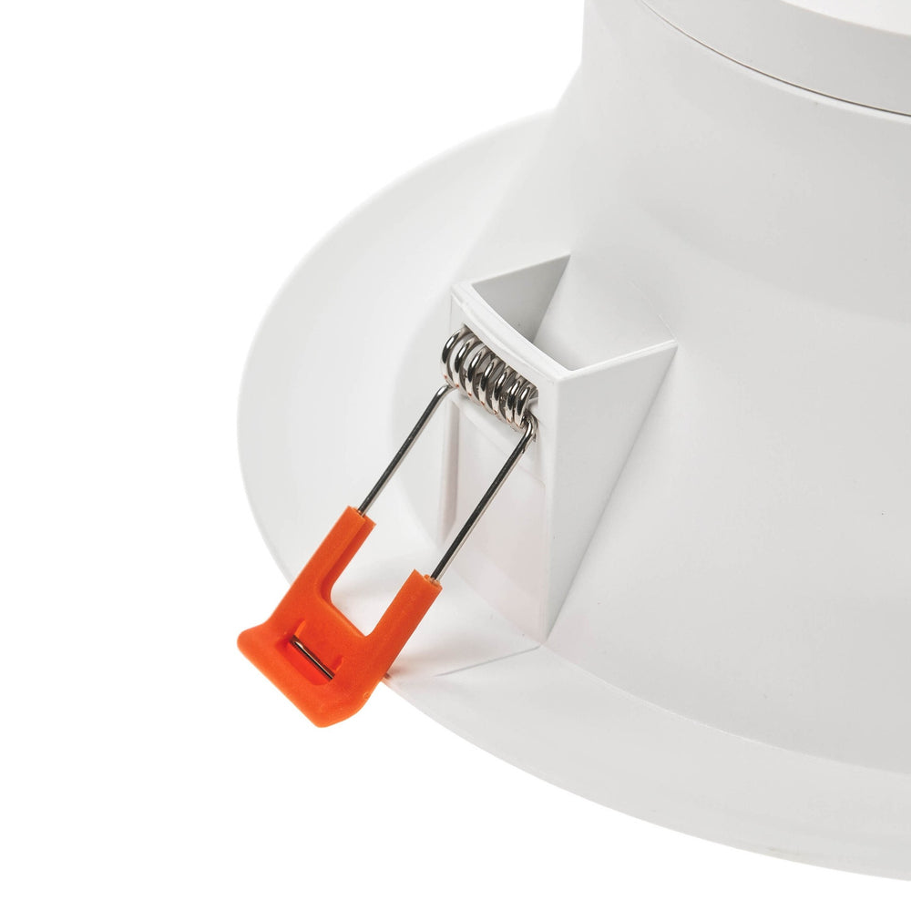 Spot encastré LED Spectrum 30W 2400 lumens 3000K blanc chaud IP44 Boîtier blanc Découpe 230mm