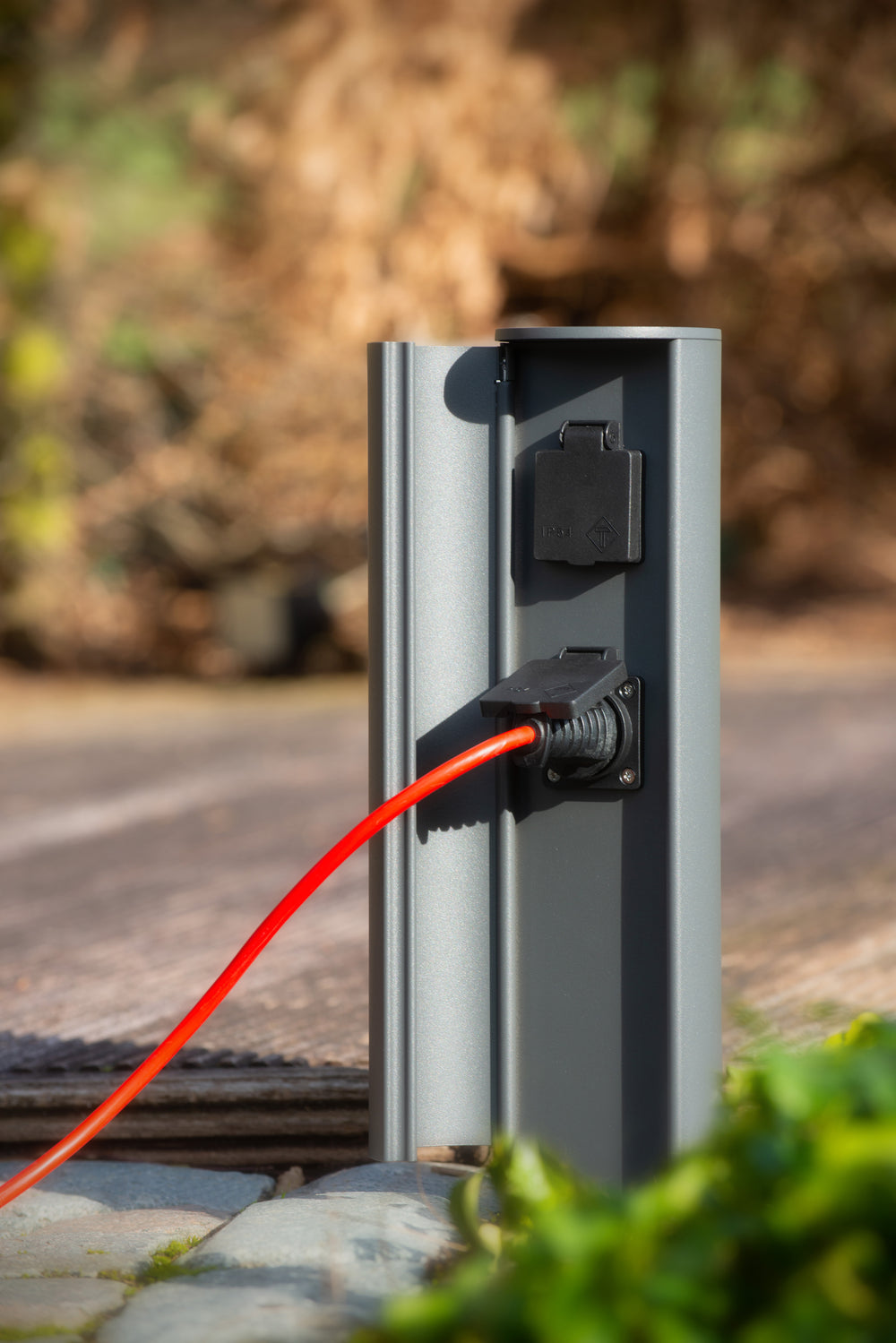 Lucide buiten stopcontactzuil IP44, Type F geaarde stopcontacten, aluminium antraciet afwerking, 40cm hoogte