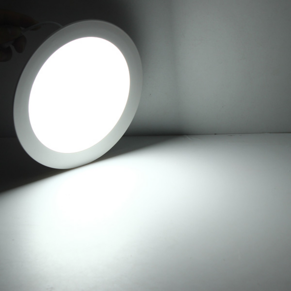Plafonnier rond LED Spectrum 18W 1900 lumens 4000K en saillie ou encastré Blanc IP20 IK06 230V
