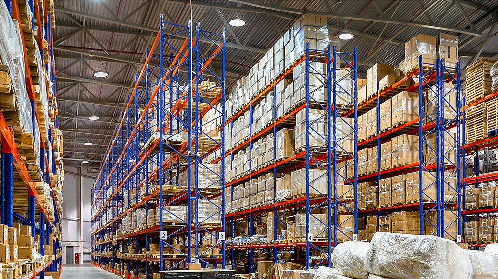 Philips CoreLine Highbay Gen5 Lampe LED Highbay 126W 20000 lumens 4000K IP65 IK08 Gris Faisceau Étroit