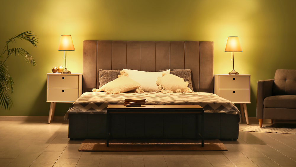 Ampoule LED Philips forme bougie E14 B35 blanc chaud 2700K avec une sortie de 470 lumens