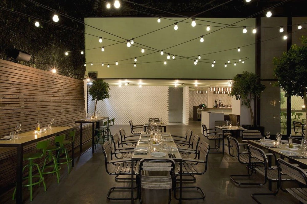 Spectrum LED lichtsnoer 10m met 10x E27 fittingen, buitenslinger kabel, optionele LED lampen