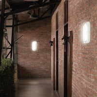 Spectrum PASTILO Applique ovale en saillie LED 15W, CCT 230V, 1800 lumens, faisceau 120°, IP54 IK10, Blanc